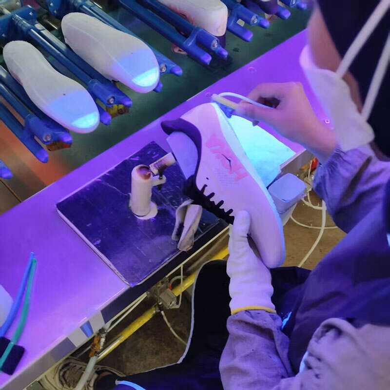 T8 LED UV tube Application Case Application of T8 LED UV tube in shoe factories(图2)